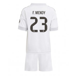 Real Madrid Ferland Mendy #23 Primera Equipación Niños 2025-26 Manga Corta (+ Pantalones cortos)